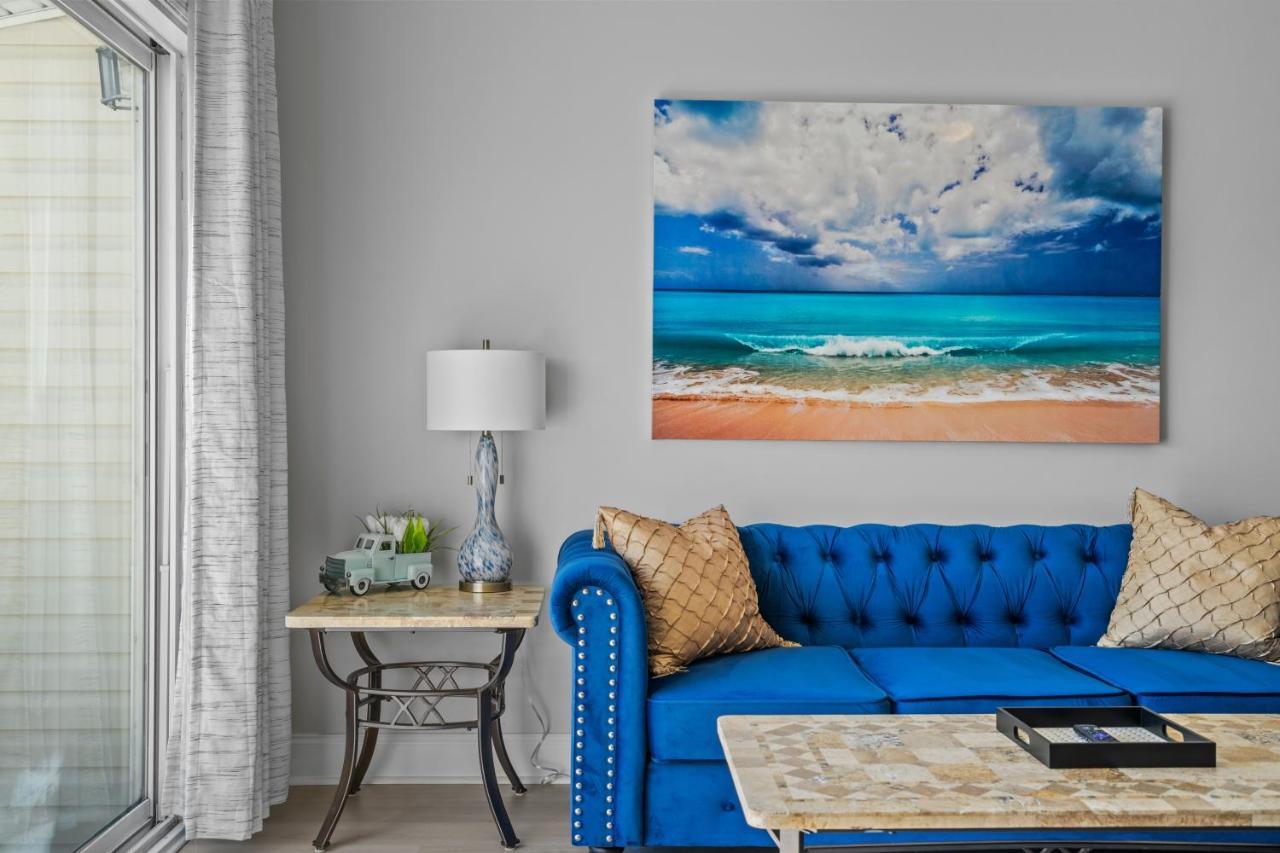 ☆Live On The Water! Lake Palmetto Palm W/ Patio - 10Min To Downtown & Beaches☆ Charleston Luaran gambar