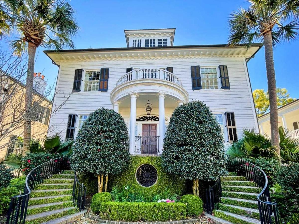 ☆Live On The Water! Lake Palmetto Palm W/ Patio - 10Min To Downtown & Beaches☆ Charleston Luaran gambar