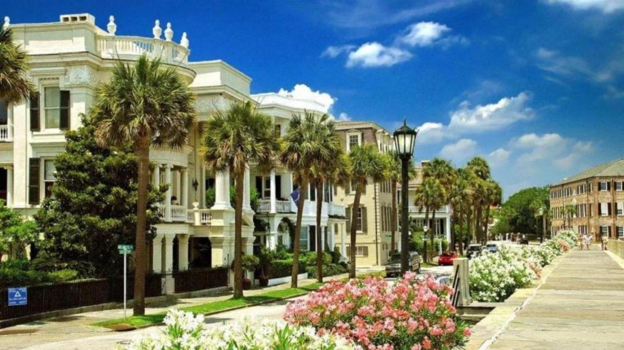☆Live On The Water! Lake Palmetto Palm W/ Patio - 10Min To Downtown & Beaches☆ Charleston Luaran gambar